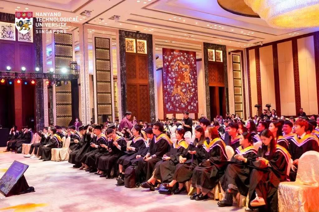 2023年新加坡南洋理工大学中国毕业典礼隆重举行